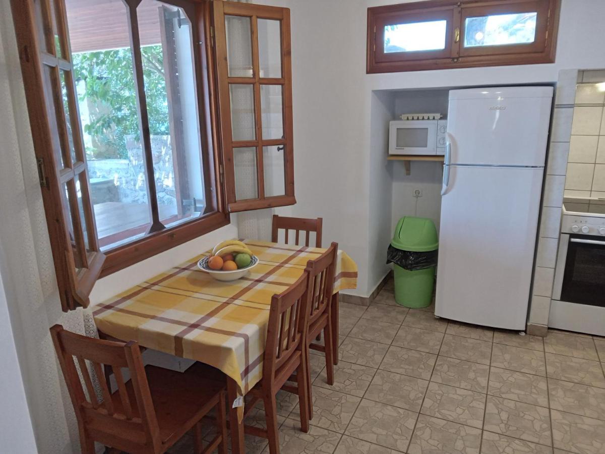 Fantastic House With A Wonderful View Of The Sea Villa Kapotidhes Bagian luar foto