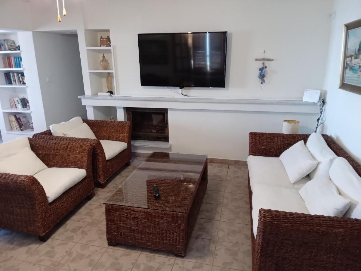 Fantastic House With A Wonderful View Of The Sea Villa Kapotidhes Bagian luar foto